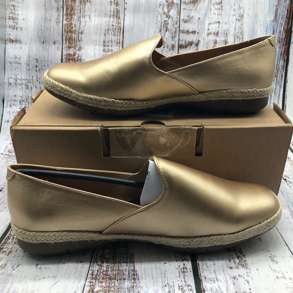 Comfortview Baylee gold slip on shoes sz 9WW